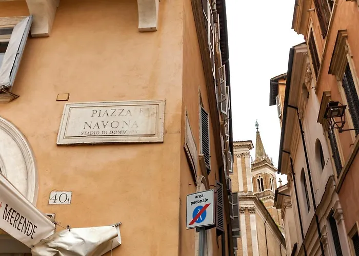 Navona Artist 7 * Рим